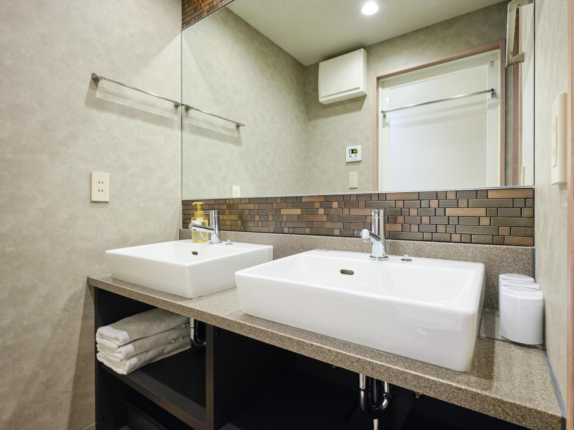 Monday Apart Premium Ueno Tokyo Exterior photo